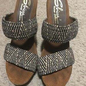 Sbicca size 9 tribal print wedges